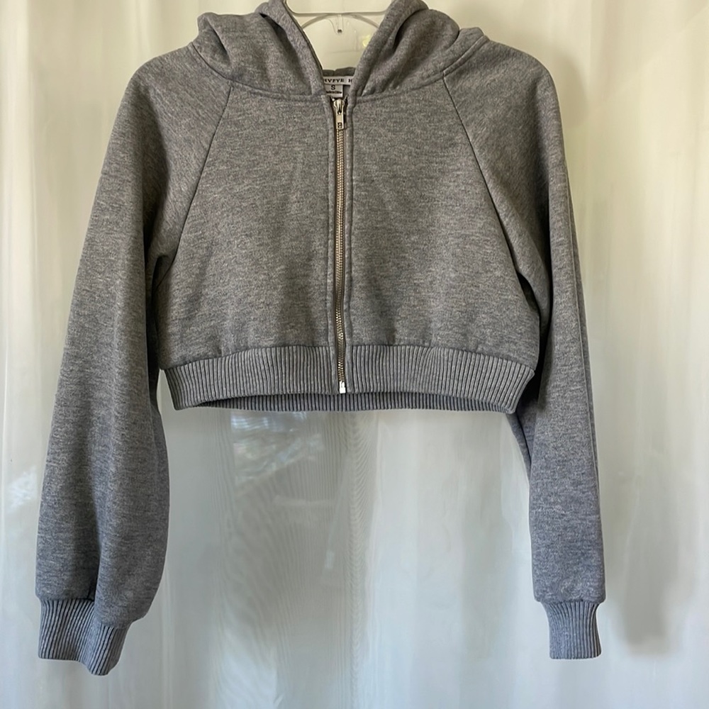Juniors Cropped Gray Zip Up Sweatshirt with Hood size Small